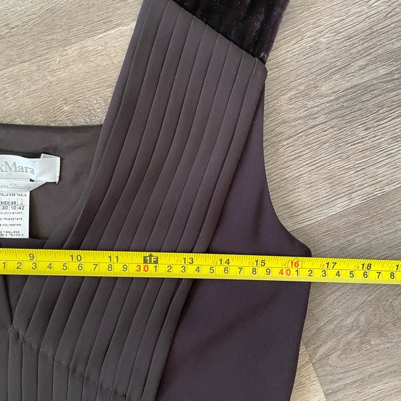 Max Mara Espresso Brown Pleated Fit and Flare Dress Velvet Sash Tie Midi 40 8 - Picture 8 of 13
